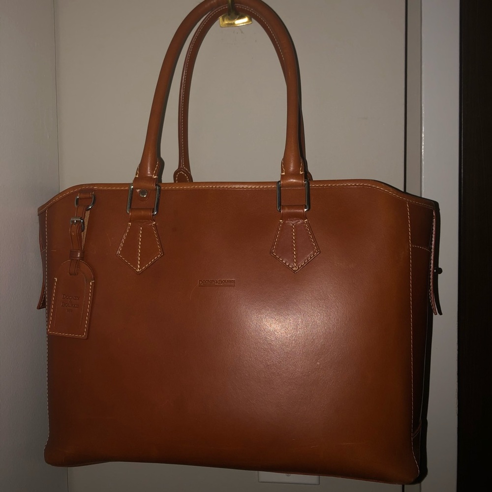 Dooney & Bourke medium caramel leather tote.